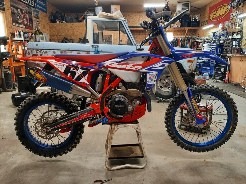 Eric Streich (Over 50 Expert Motorcycle Vehicle Photo)