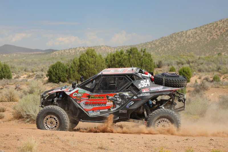 Dave Simon (Rock900: Pro Open UTV Vehicle Photo)