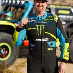 Vaughn Gittin Jr (Driver Headshot)