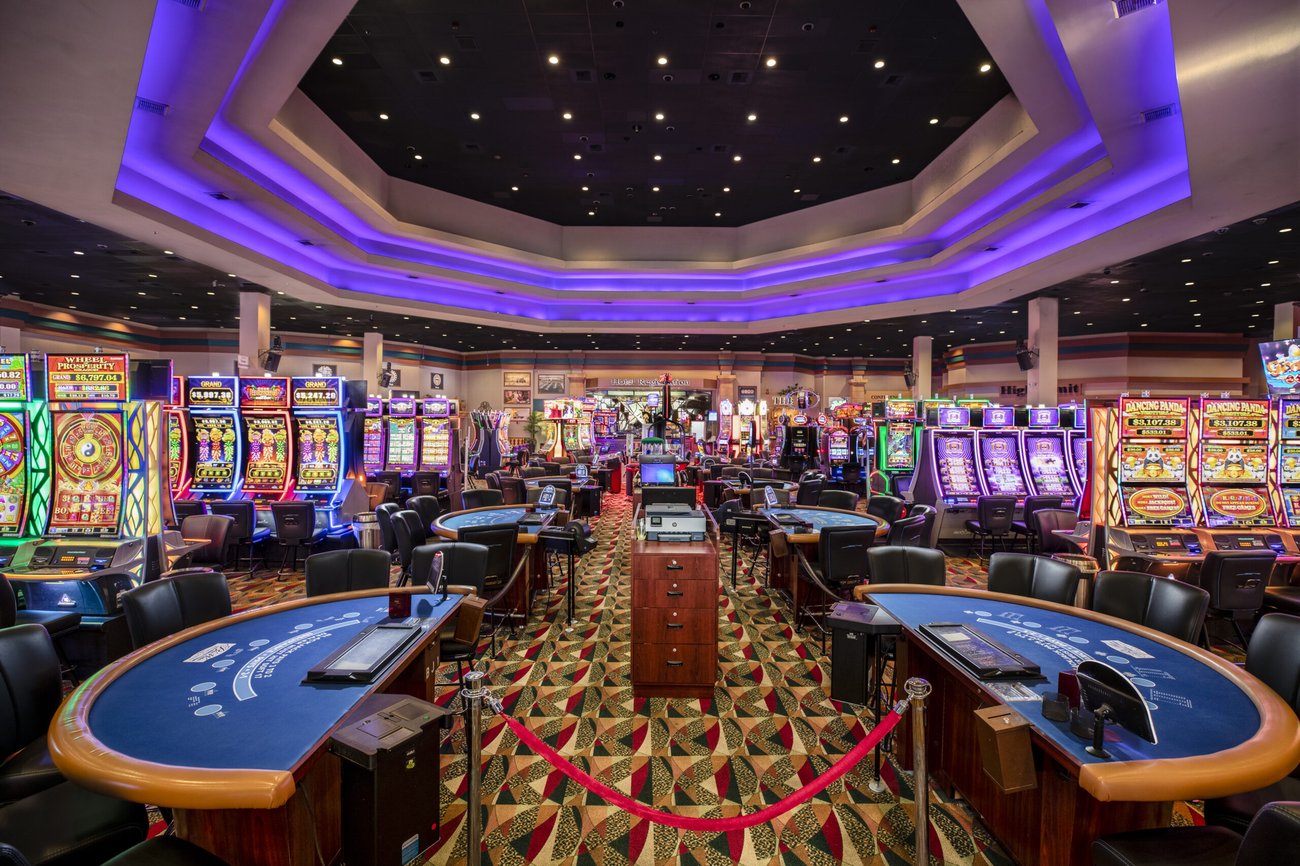 bluewater-resort-2023-tom-leigh-9554-HDR-Edit-scaled