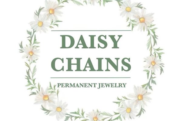 daisey-chains-permanent-jewelry